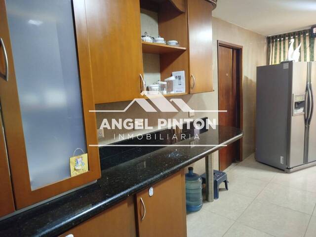 APARTAMENTO para Venta en Maracaibo - 3