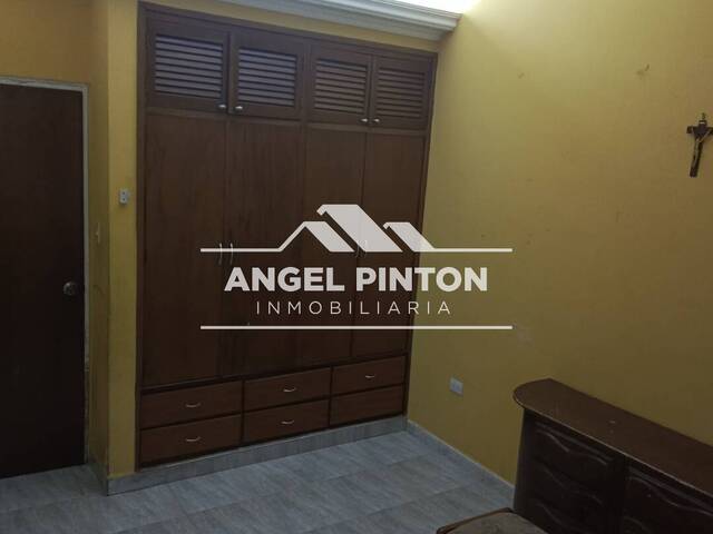 CONJUNTO CERRADO para Alquiler en Maracaibo - 5