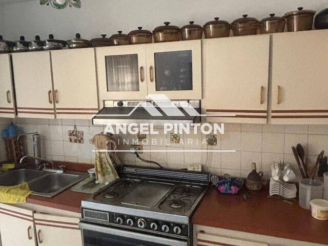 #9631 - APARTAMENTO para Venta en Maracaibo - V - 3