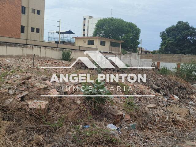 #9644 - TERRENO para Venta en Maracaibo - V - 3
