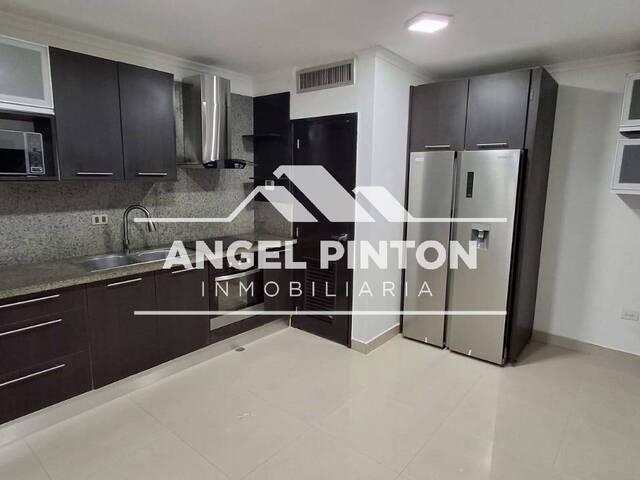 #9645 - APARTAMENTO para Alquiler en Maracaibo - V - 1