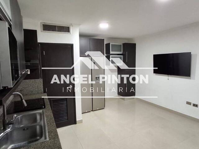 #9645 - APARTAMENTO para Alquiler en Maracaibo - V - 3