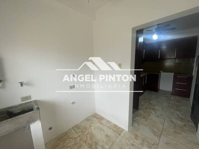 CONJUNTO CERRADO para Venta en Maracaibo - 4