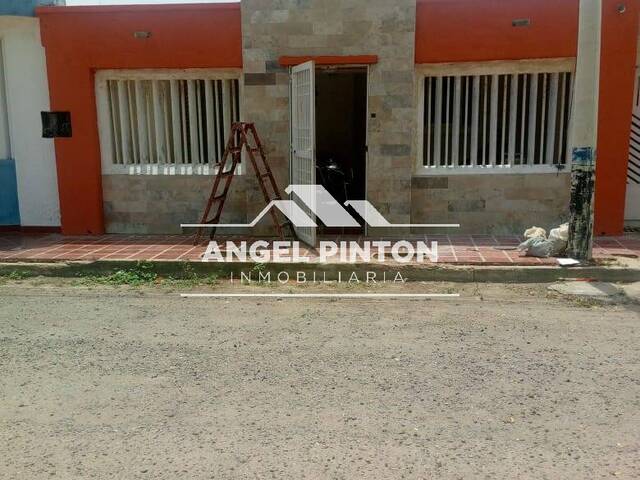 CASA para Alquiler en Maracaibo - 2