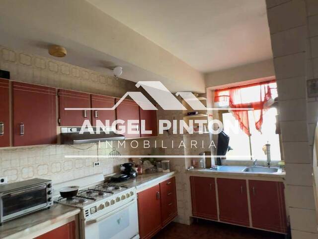 APARTAMENTO para Venta en Ciudad Ojeda - 3