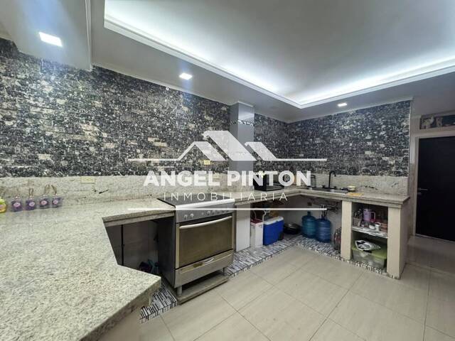 #9690 - CASA para Venta en Maracaibo - V - 2