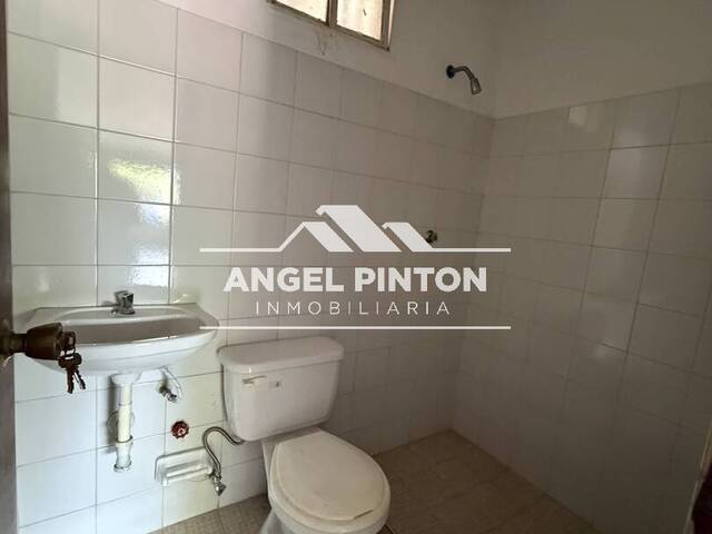 LOCAL COMERCIAL para Alquiler en Maracaibo - 2