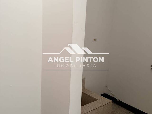 LOCAL COMERCIAL para Alquiler en Maracaibo - 2