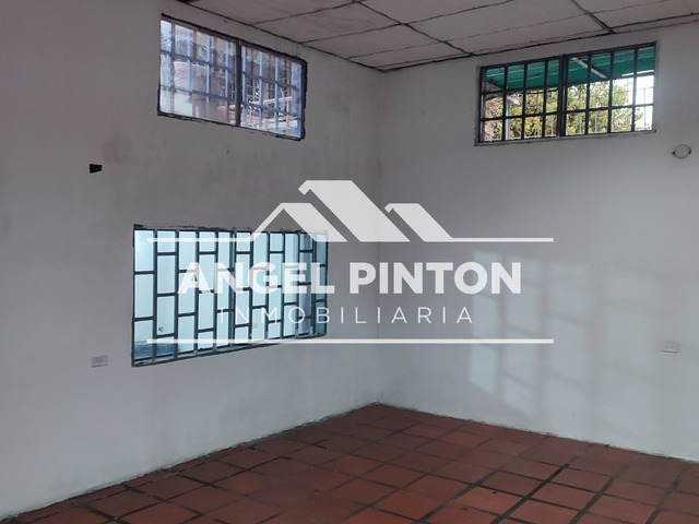 GALPÓN / BODEGA para Alquiler en Maracaibo - 4