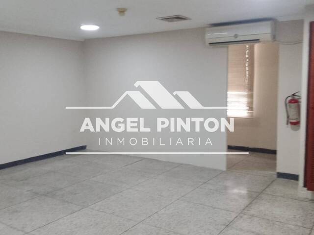 OFICINA para Alquiler en Maracaibo - 4