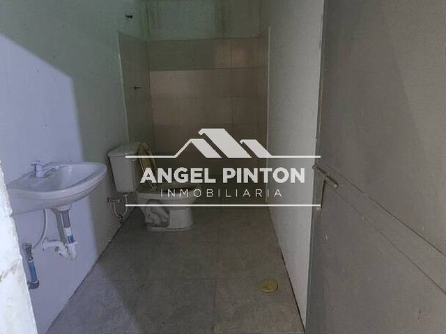 GALPÓN / BODEGA para Alquiler en Maracaibo - 5