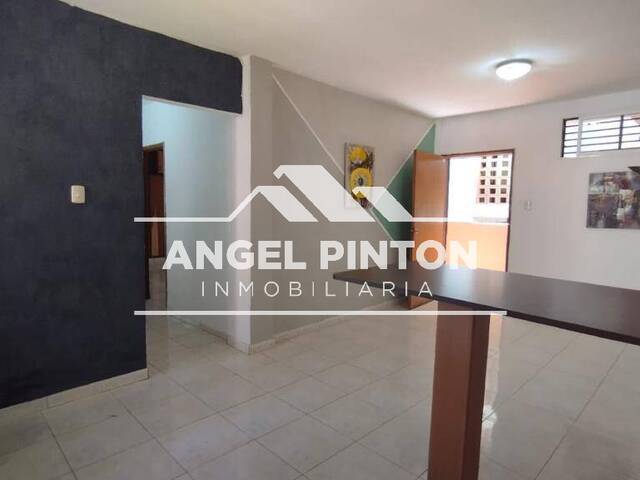 #9838 - APARTAMENTO para Alquiler en Maracaibo - V - 1