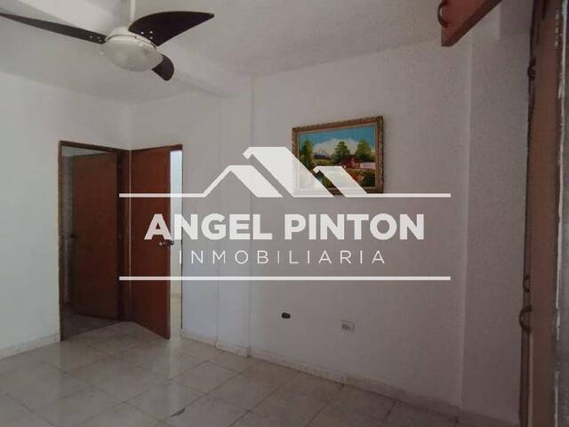 APARTAMENTO para Alquiler en Maracaibo - 4