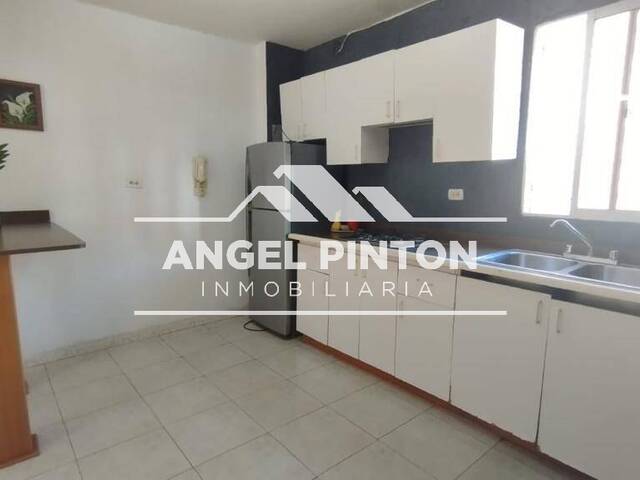 #9838 - APARTAMENTO para Alquiler en Maracaibo - V - 2