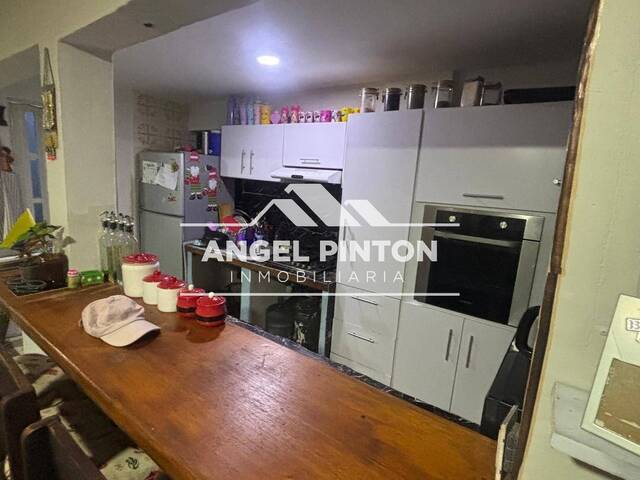 #9840 - APARTAMENTO para Venta en Maracaibo - V - 3