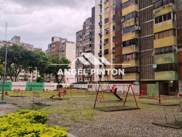 #9867 - APARTAMENTO para Venta en Acarigua - P - 1