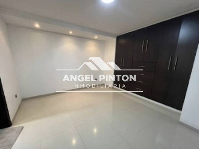 APARTAMENTO para Venta en Maracaibo - 4