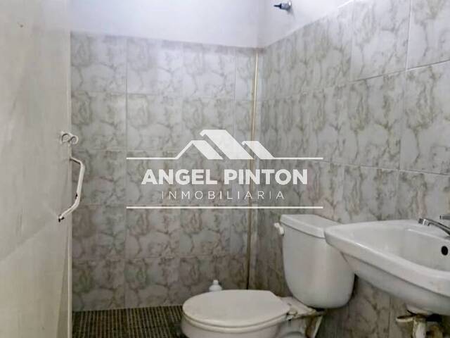 LOCAL COMERCIAL para Alquiler en Acarigua - 5
