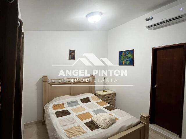 ÁNGEL PINTON INMOBILIARIA KENY VERGEL