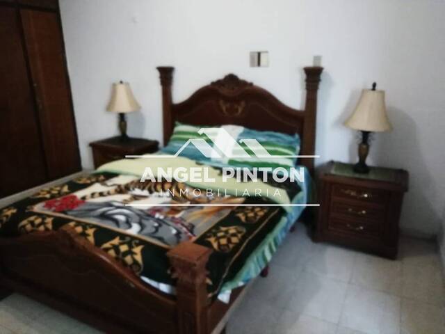 Ángel Pinton Inmobiliaria Keny Vergel