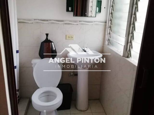 Ángel Pinton Inmobiliaria Keny Vergel