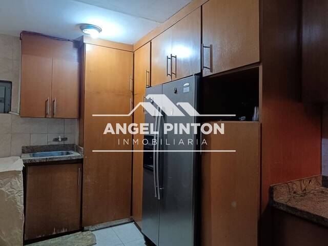 #9908 - APARTAMENTO para Alquiler en Maracaibo - V - 2