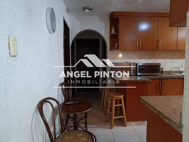 #9908 - APARTAMENTO para Alquiler en Maracaibo - V - 3