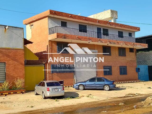 GALPÓN / BODEGA para Alquiler en Maracaibo - 2