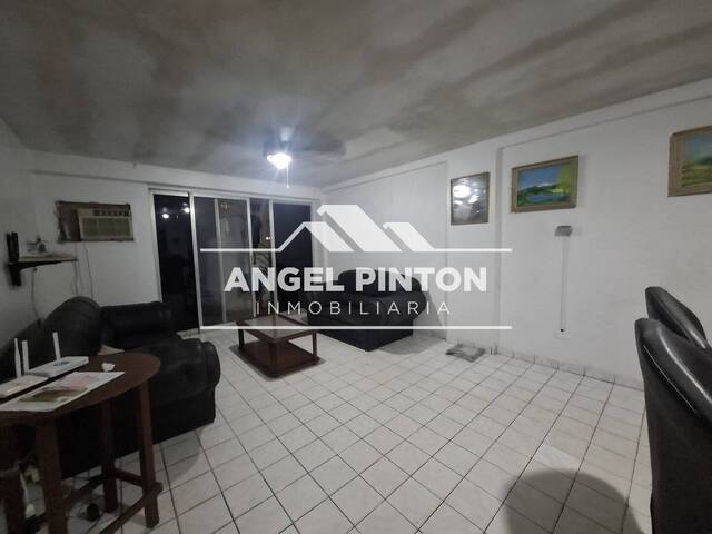 #9921 - APARTAMENTO para Venta en Cabimas - V - 1