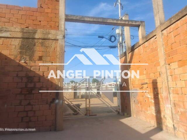 #9943 - TERRENO para Venta en Maracaibo - V - 2