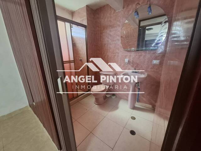 #9921 - APARTAMENTO para Venta en Cabimas - V - 2