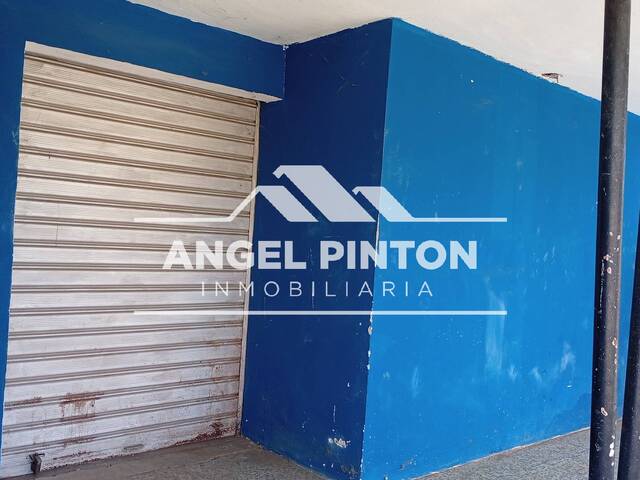 #9967 - CASA COMERCIAL para Venta en Maracaibo - V - 3