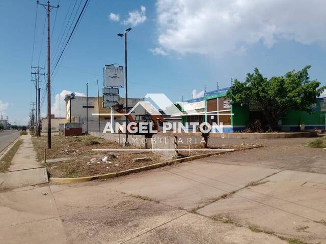 #99717 - EDIFICIO COMERCIAL para Venta en Ciudad Ojeda - V - 2