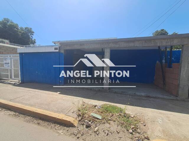 #9967 - CASA COMERCIAL para Venta en Maracaibo - V - 1