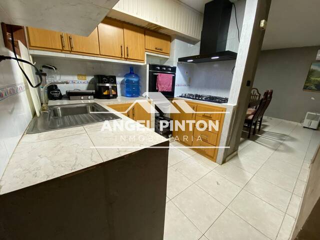 #20025 - APARTAMENTO para Venta en Maracaibo - V