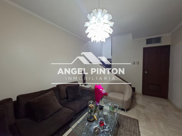 #10056 - CONJUNTO CERRADO para Venta en Maracaibo - V - 1
