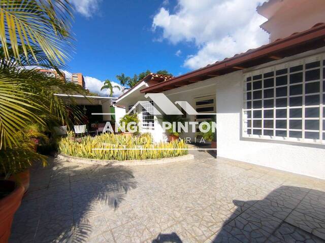 CONJUNTO CERRADO para Venta en Caracas - 5