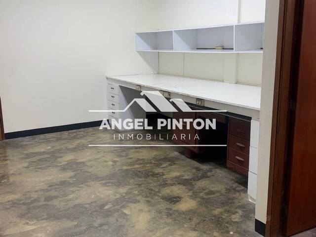 #10114 - LOCAL COMERCIAL para Alquiler en Maracaibo - V - 2