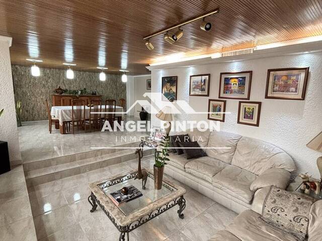 #040826 - APARTAMENTO para Venta en Maracaibo - V
