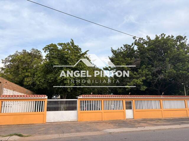 CASA COMERCIAL para Venta en Maracaibo - 2