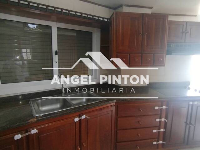 #10131 - APARTAMENTO para Alquiler en Maracaibo - V - 1