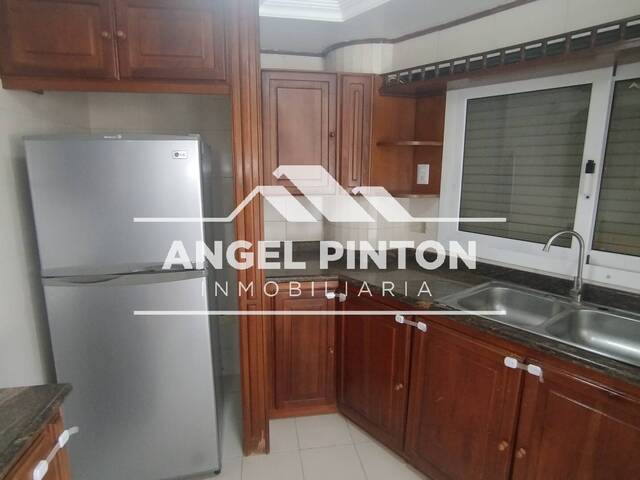 #10131 - APARTAMENTO para Alquiler en Maracaibo - V - 2