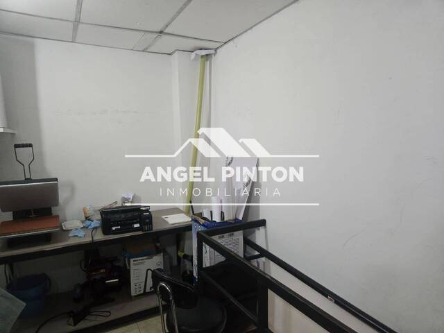 #10135 - LOCAL COMERCIAL para Venta en Maracaibo - V