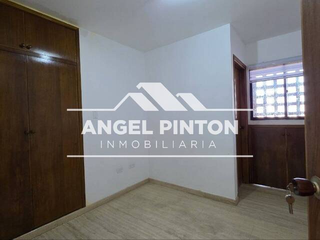APARTAMENTO para Venta en Maracaibo - 4