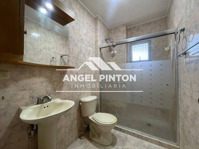 APARTAMENTO para Alquiler en Maracaibo - 5