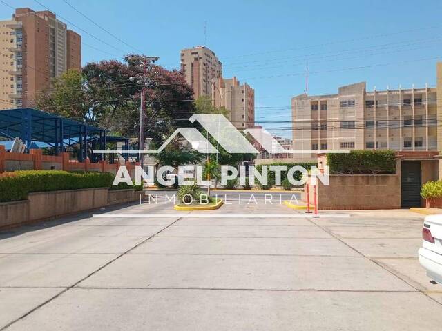 APARTAMENTO para Alquiler en Maracaibo - 2