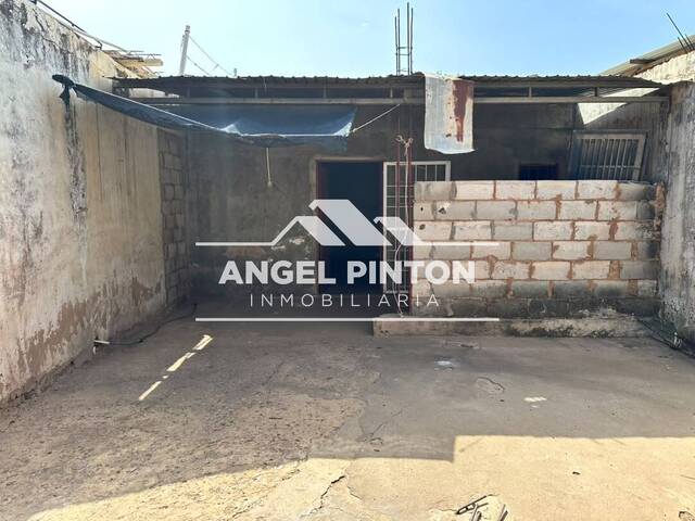 #10203 - CASA para Venta en Maracaibo - V - 2