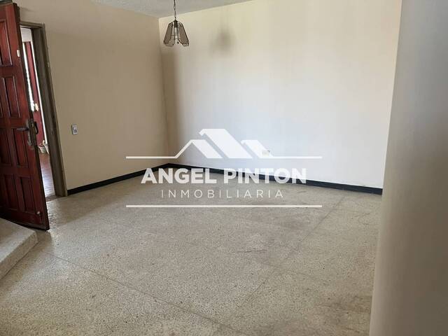APARTAMENTO para Venta en Maracaibo - 4