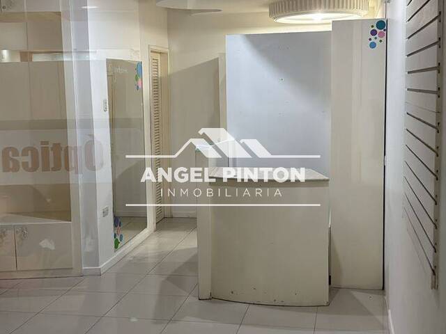 #10206 - LOCAL COMERCIAL para Alquiler en Maracaibo - V - 2