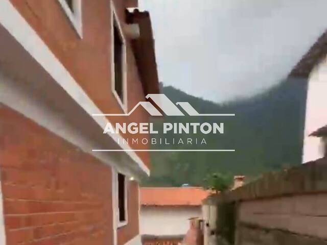 #10263 - CHALET para Venta en La Puerta - T - 3